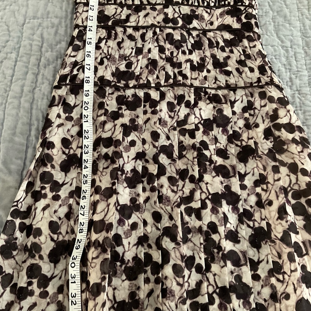 Timeless dress - Picture 2 of 5